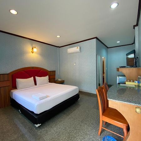 Soda Resort Кампхэнгпхет Экстерьер фото