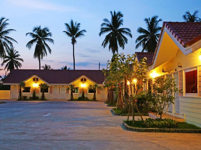 Soda Resort Кампхэнгпхет Экстерьер фото